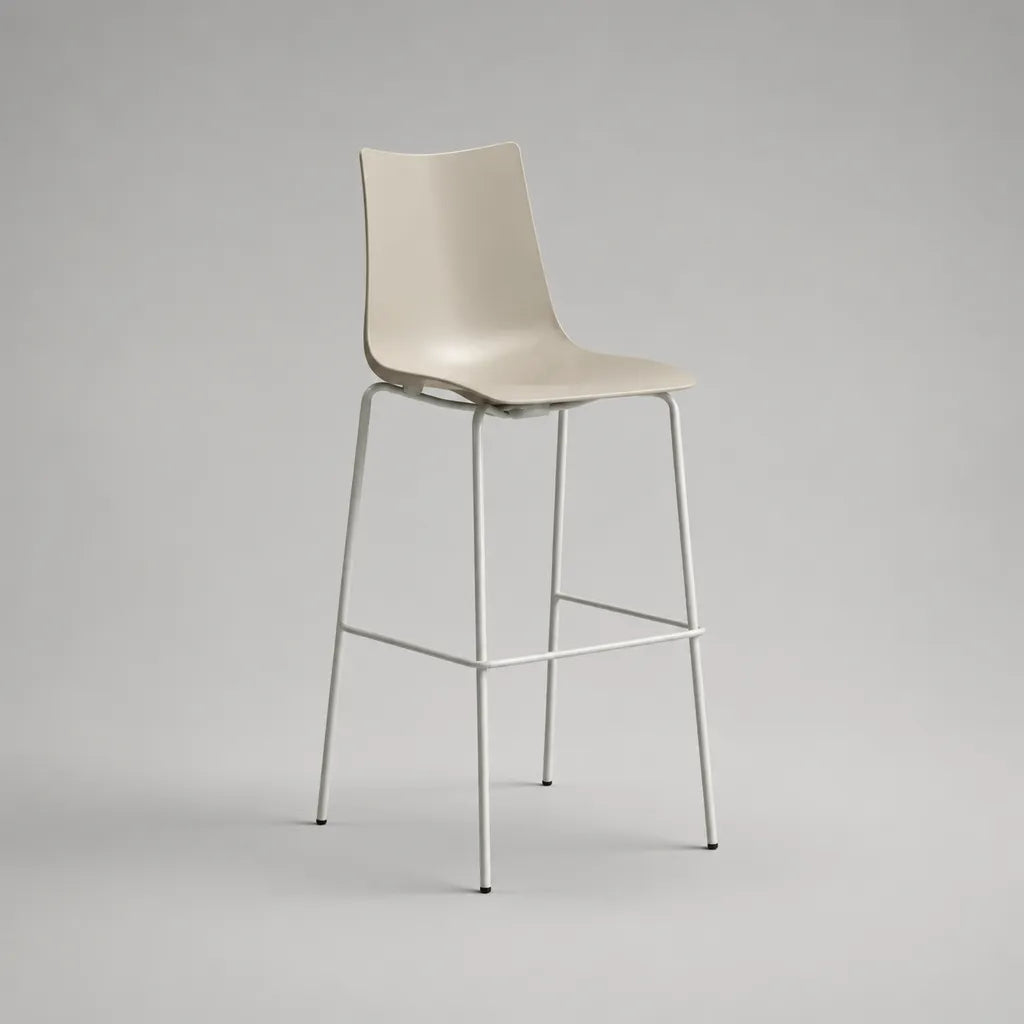Sgabello da bar alto con schienale, scocca in plastica e telaio in metallo, beige e bianco, 49 x 51 x 105 cm